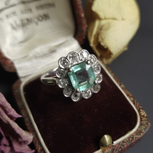 Gold Ring emerald and Old Cut Diamond