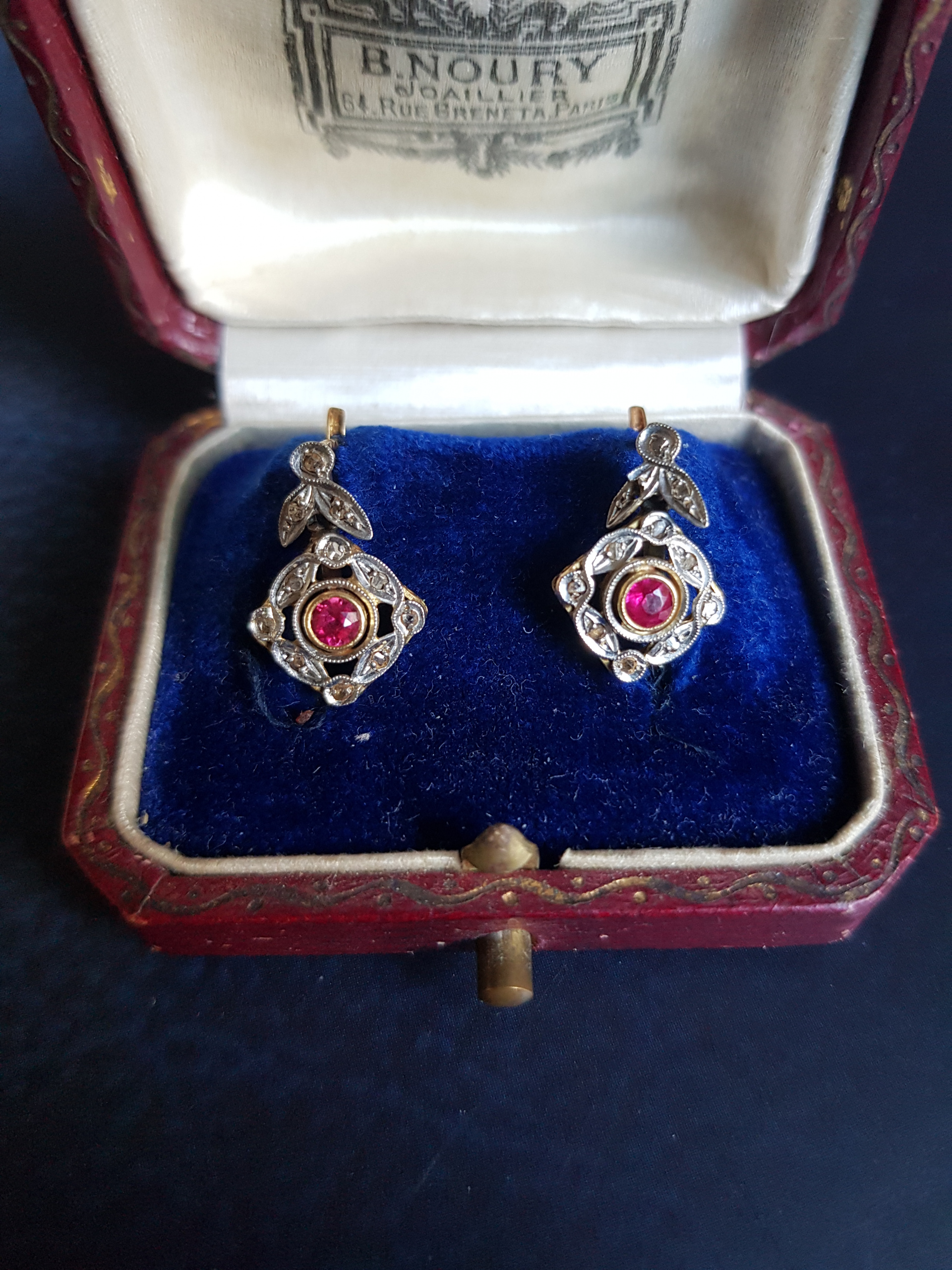 earring rubis diamond gold