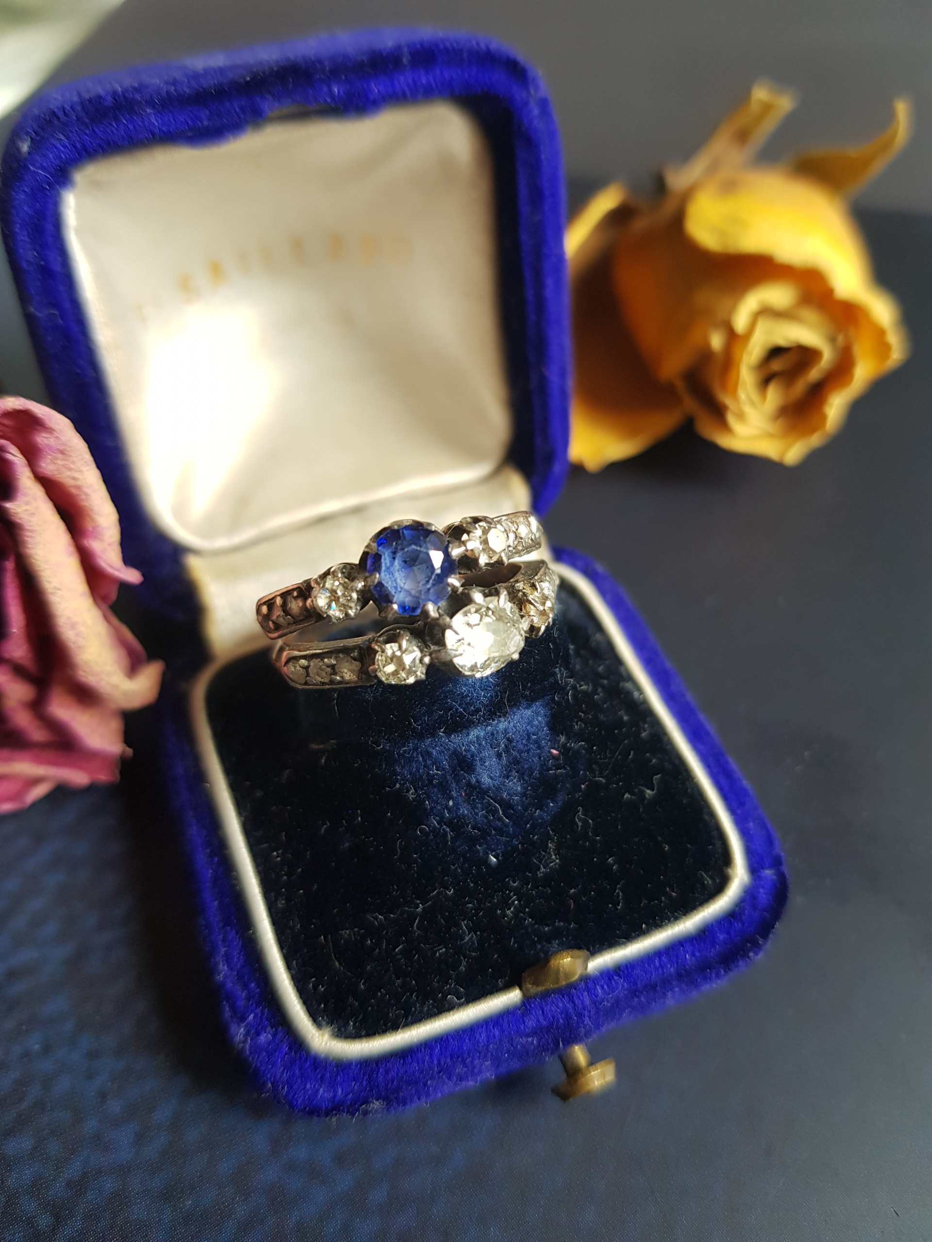 Bague Diamants et Saphir